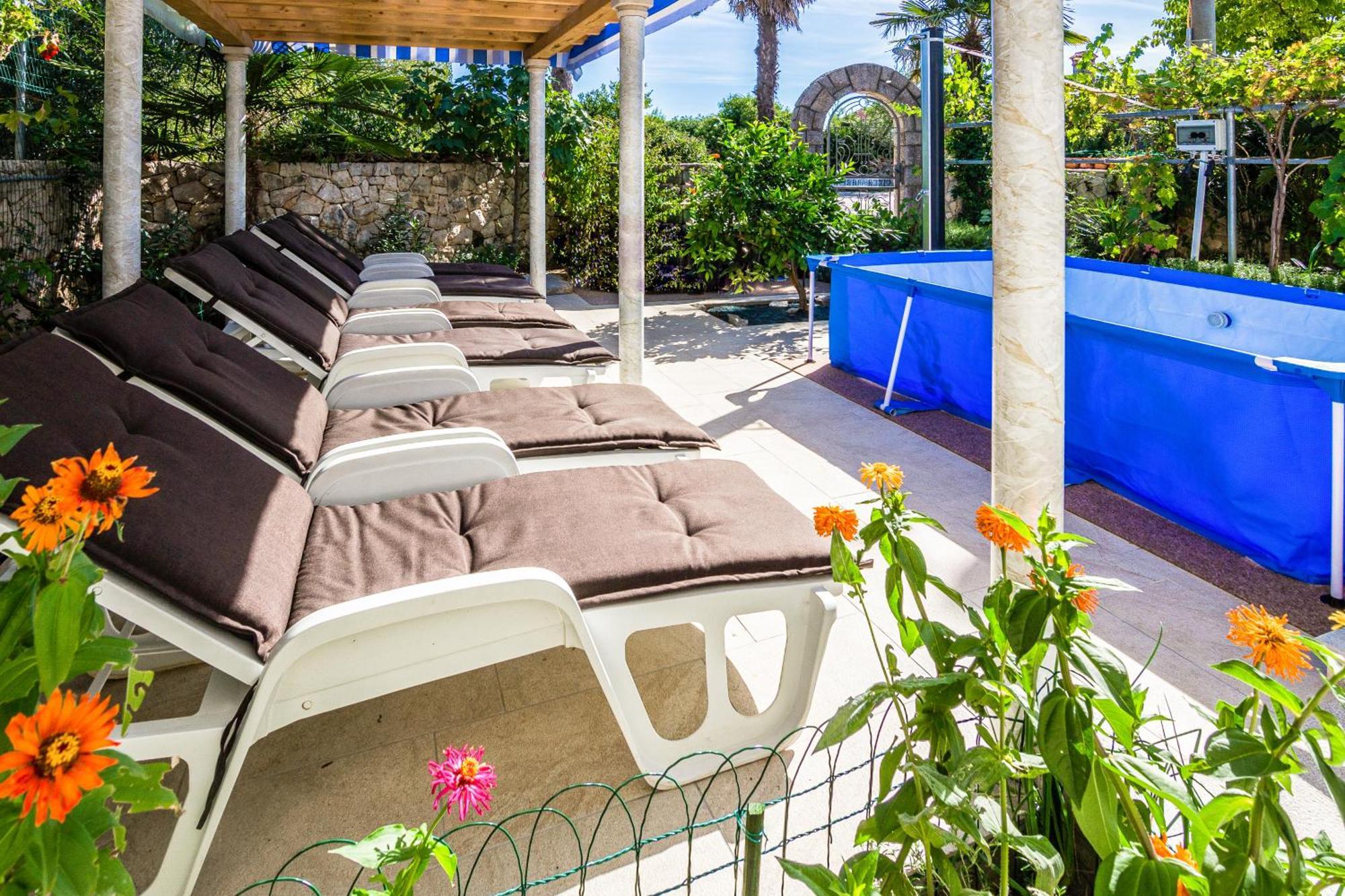 Apartment Villa Marija, Pinezici 克尔克 外观 照片